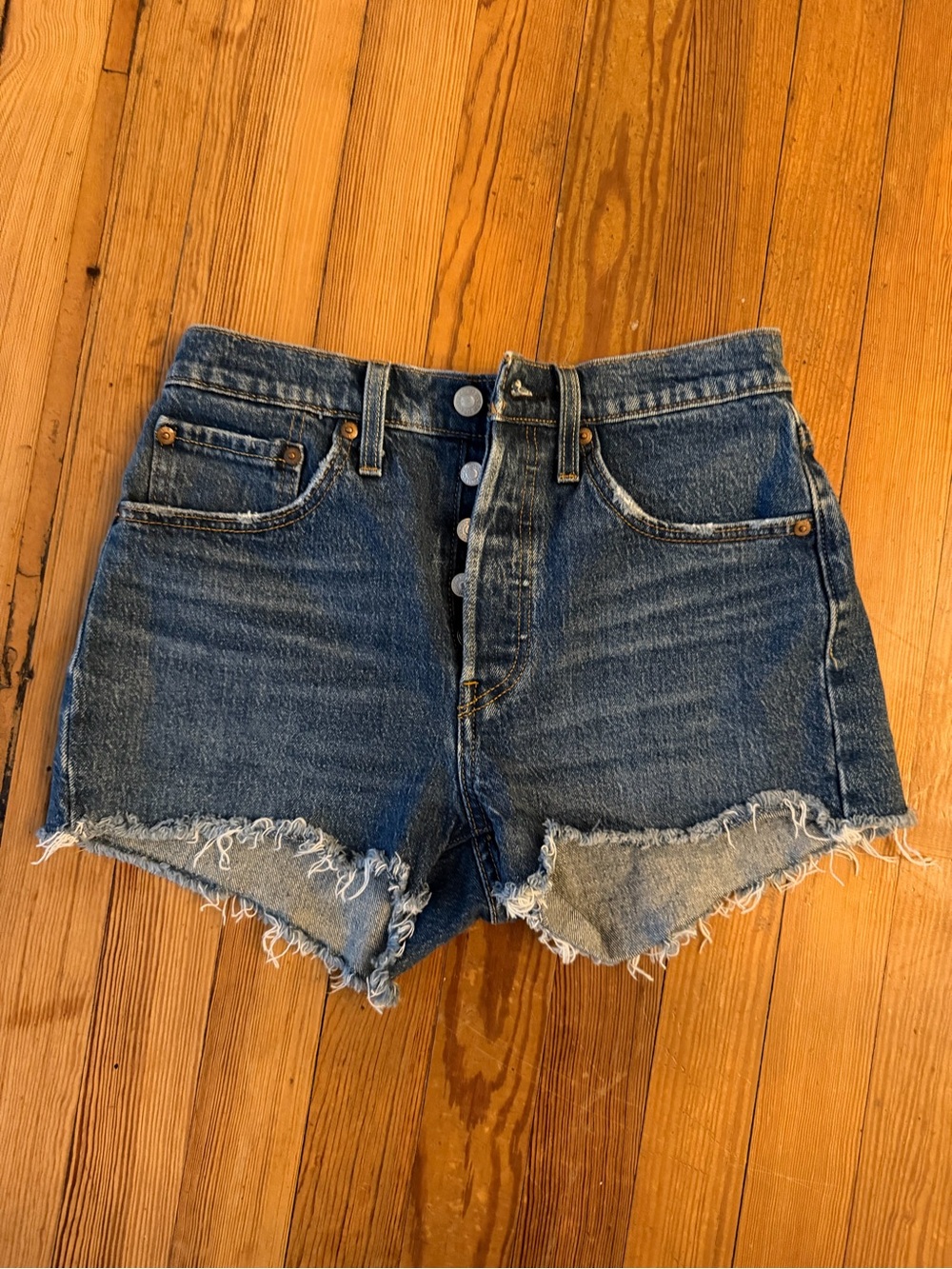 Levi’s 501 Cutoff Denim Shorts W26 High Rise Button Fly Raw Hem Medium Wash